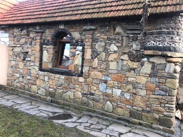 IMG-44bb102d69cd4ddef212398048a37dbe-V