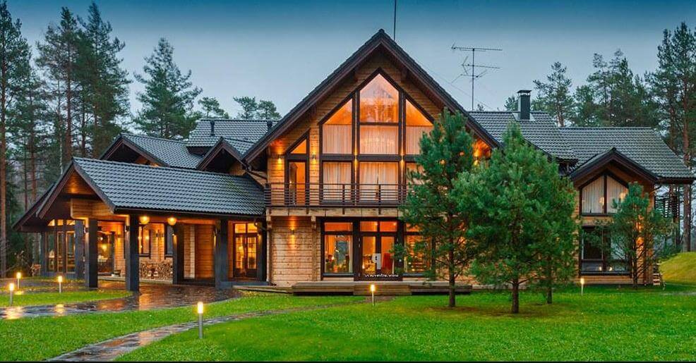 Будівництво дерев’яного будинку та як обрати матеріал