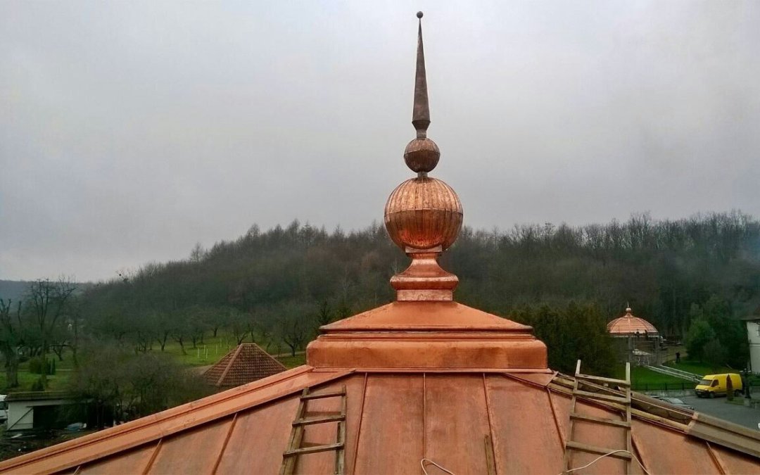 Довговічний та красивий мідний дах